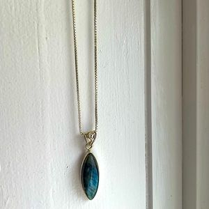 Stone 18inch necklace- never worn -great condition